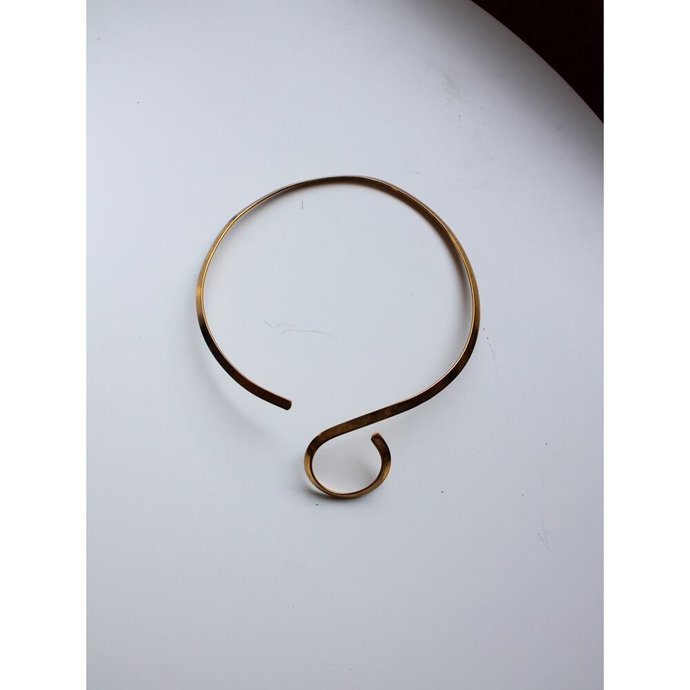 Vintage Brass Choker Necklace - Picture 4 of 6